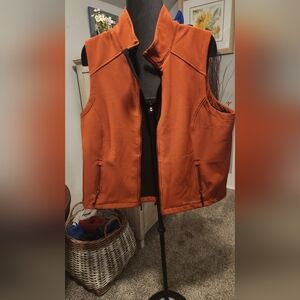 NOBLE OUTFITTERS Mens Burnt Orange Full Zip Vest XXL.